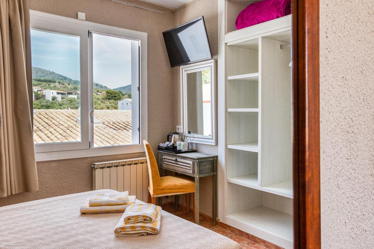 La Fonda Bed and Breakfast Cadaqués Eksteriør billede